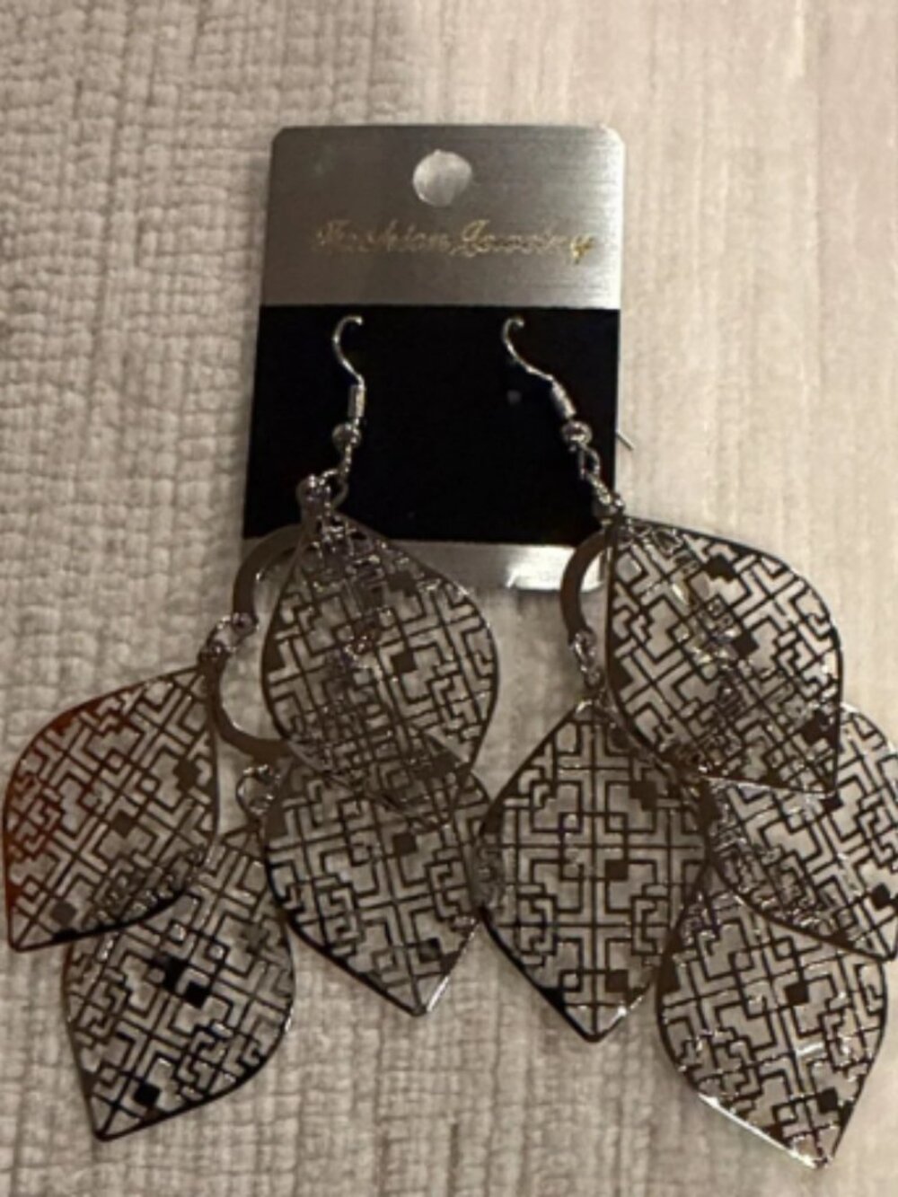 Pick your Jewelery! - Picture 2 of 5